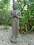 Buddha stehend indisch Steinguss 119 cm Handhaltung Begrüßung Gartenskulptur