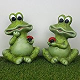 Deko Frosch Paar Sitzend mit Marienkäfer 22cm Deko-Figur als Gartendeko im Beet oder am Teich (Set)