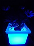 Deluxe LED Blumentopf Blumenkübel eckig 35x35x27 cm multicolor RGB mit Farbwechsel und Fernbedienung aufladbar wasserfest Innen Außen IP65 Gartentopf Sektkühler ...