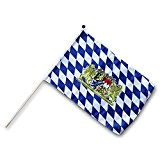 HC-Handel 912191 Fahne Flagge Bayern 30 x 45 cm mit Holzstab blau/weiß