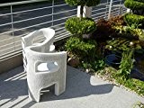 Herrlicher Gartenstuhl Stuhl modern aus Steinguss, frostfest