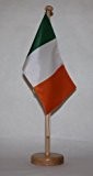 Irland Tischflagge 15x25 cm in Profiqualität, mit 42 cm Massivholz - Tischständer