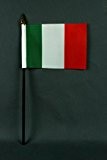 Kleine Tischflagge Italien 15x10 cm mit 30 cm Mast aus PVC-Rohr, ohne Ständerfuß