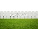 Leinwand-Bild 130 x 100 cm: "Front or back yard, white wooden fence on the grass", Bild auf Leinwand