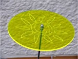 LISA DEKO Gartenstecker Sonnenscheibe gelb mit filigraner Gravur - 22 cm mit 100 cm Metallstab - Sonnenfänger/Suncatcher