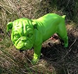 Mops stehend in grün Figur Hund Dekofigur