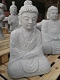 Riesiger Buddha aus grauem Granit - Japanischer Garten Rokkaku Yukimi Kasuga Pagode