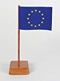 Set 2 Stück Mini Tischflagge Europa Europaflagge 67x44 mm mit Ständer aus Holz, Gesamthöhe ca. 130 mm Tisch Flagge Fahne