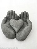 Steinfigur Hand Herz