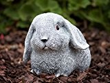 Steinfigur Hase Kaninchen Widder Kasimir , frost- und wetterfest bis -30°C, massiver Steinguss
