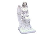 Steinfigur sitzender Engel, Erzengel aus Steinguss