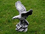 Steinfigur Vogel Adler schwarz patiniert