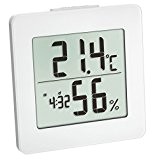 TFA Dostmann digitales Thermo-Hygrometer (Zuschaltbares Stundensignal) weiß