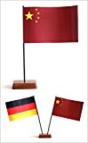 Tischflagge China 90x140 mm plus Bonus-Flagge nach Wahl, mit Ständer aus Holz, Gesamthöhe ca. 20 cm Tisch Flagge Fahne